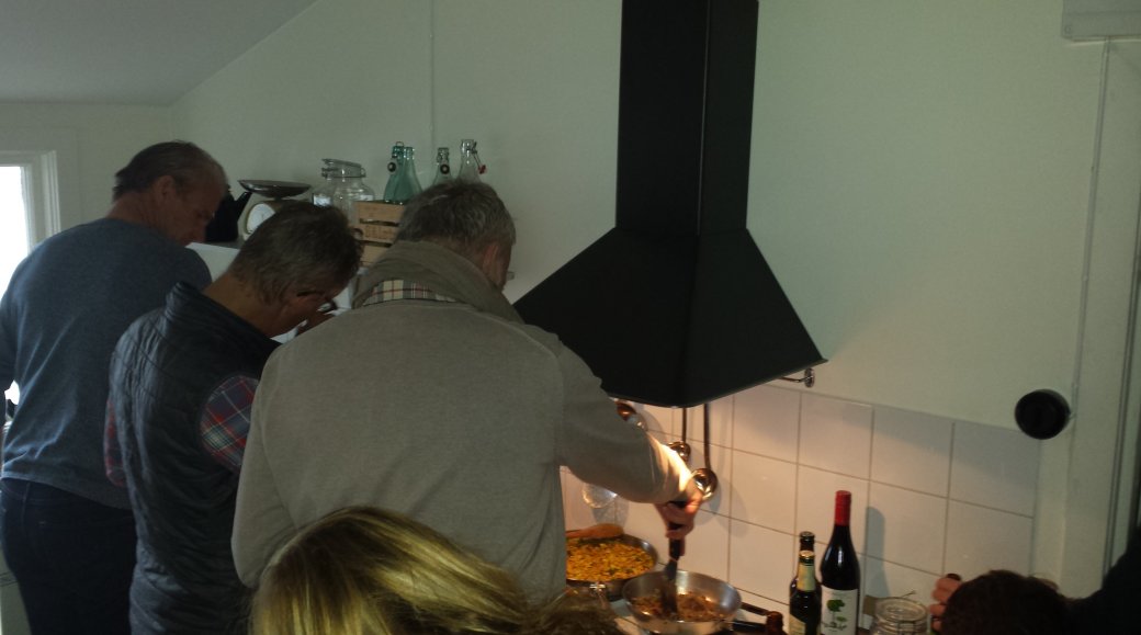 Full fart i köket